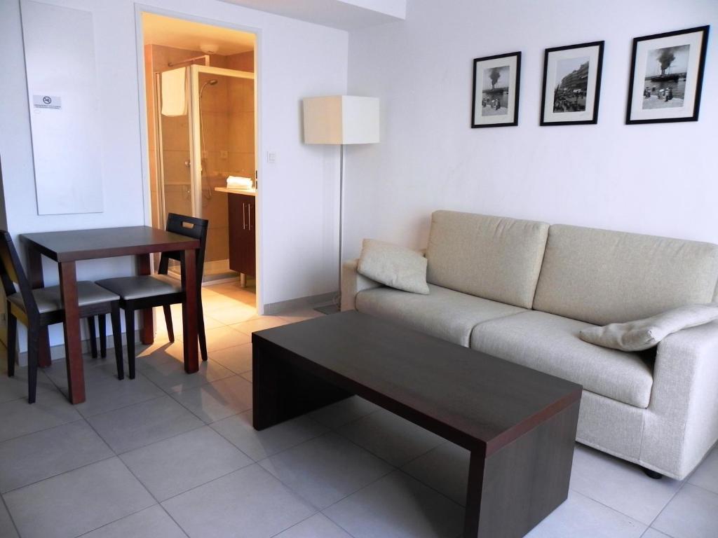 Services Calypso Calanques Hotel