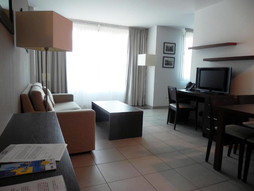 Services Calypso Calanques Hotel Marseilles