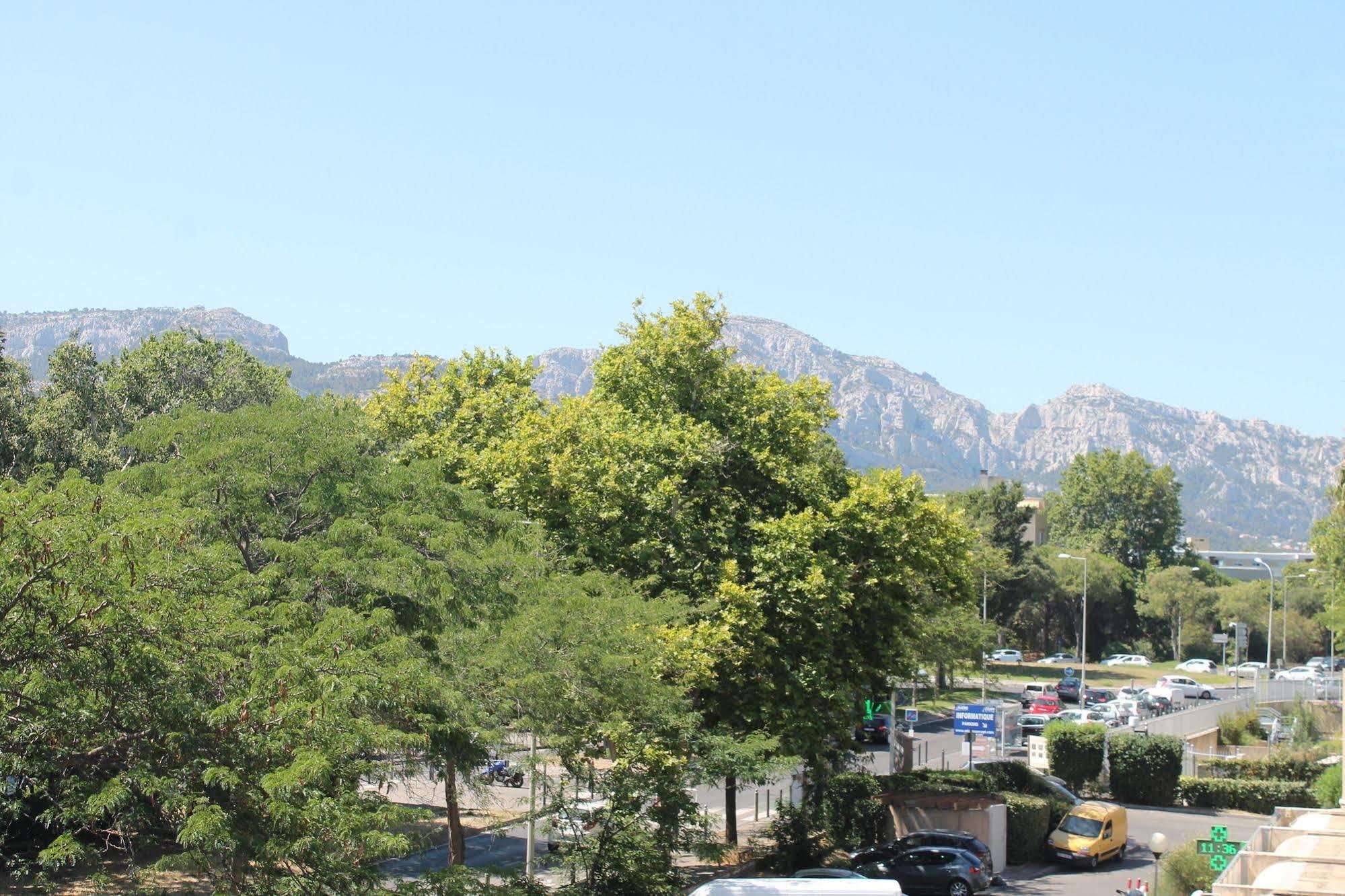 Services Calypso Calanques *